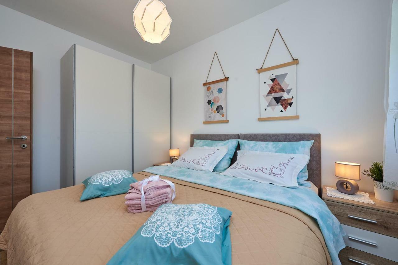 Golubica Appartement Trogir Buitenkant foto