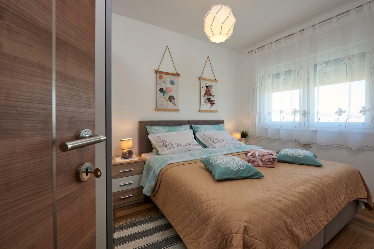 Golubica Appartement Trogir Buitenkant foto